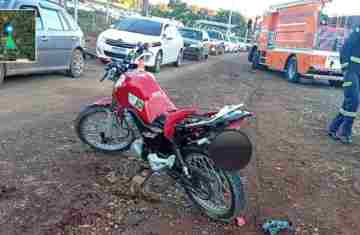 Pinhão - Motociclista fica hospitalizado após colisão traseira na PR-170